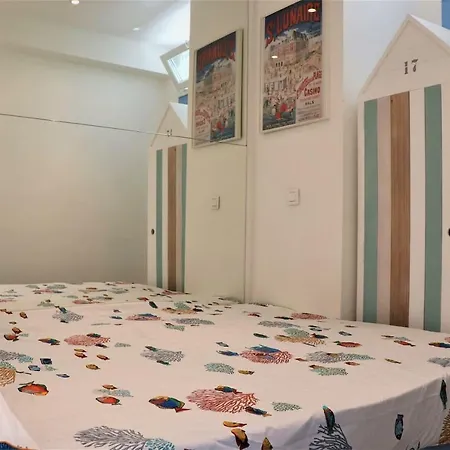 2p Neuf Vue Promenade Des / Tram 10min Centre Apartamento