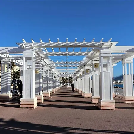 Apartment 2p Neuf Vue Promenade Des / Tram 10min Centre Nice