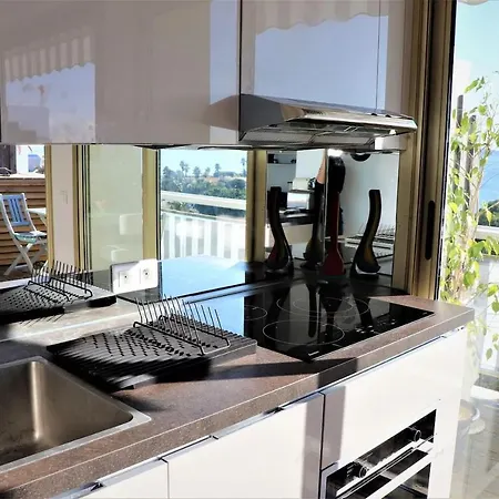 2p Neuf Vue Promenade Des / Tram 10min Centre Apartamento